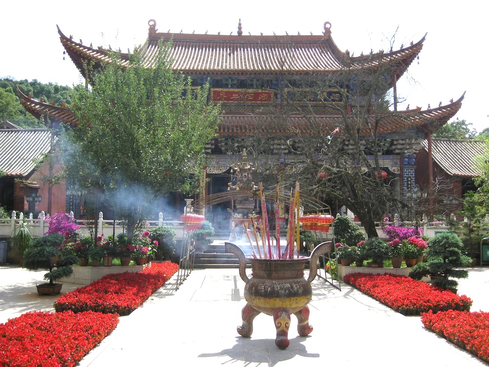 The main hall at the Bamboo Temple