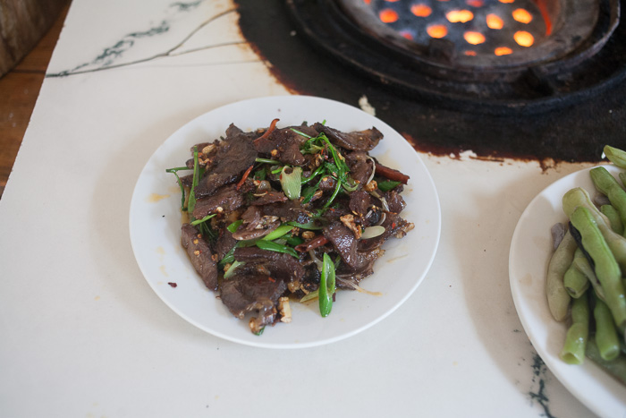 Stir-fried slices red-cooked beef with garlic, chiles, and scallions